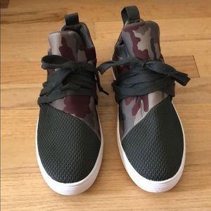 Steve Madden Lancer camo sneakers